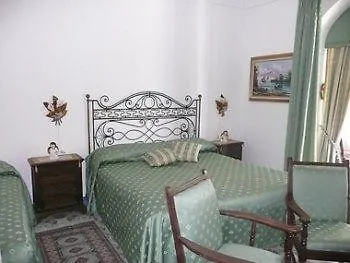 Casa Teresa Bed & Breakfast 4*